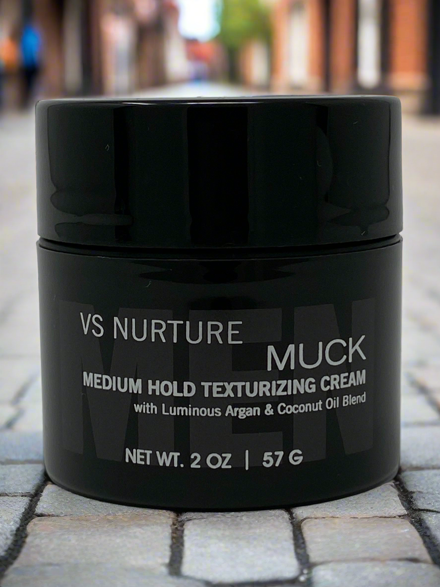 How to Use Muck Pomade for a Natural, Piecey Look
